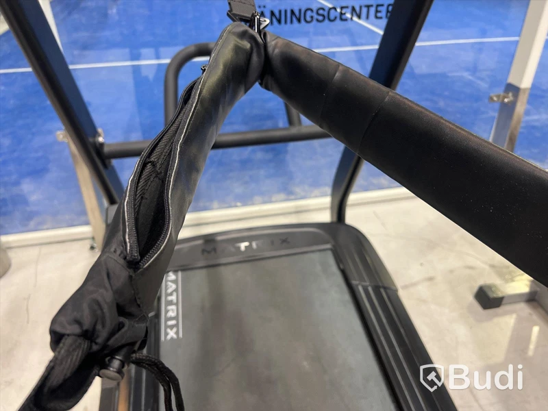 Matrix Fitness Power treadmill