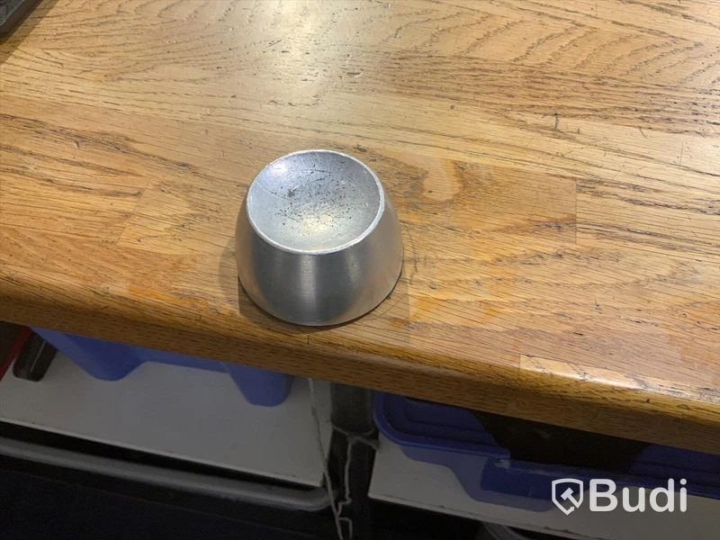 Larmsystem med 2 båga, Larmbox Antonsson security. Flera kartonger med larmbrickor samt avlarmare