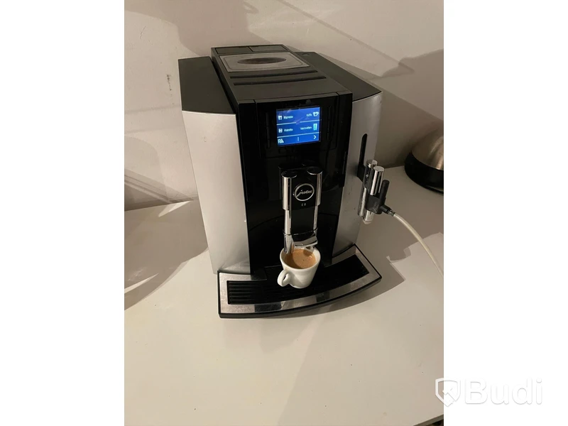 Kaffemaskin Jura E8 espressomaskin