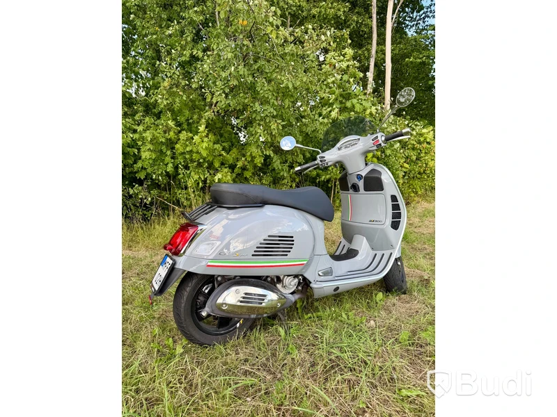 Piaggio Vespa GTS 300 Super 0.3 CVT, 24hk -2019 | Nybesiktigad