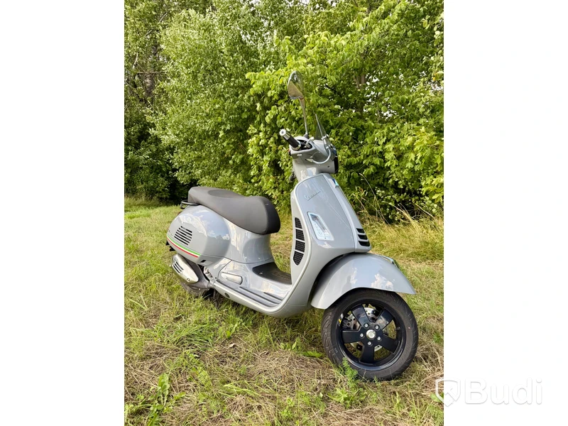 Piaggio Vespa GTS 300 Super 0.3 CVT, 24hk -2019 | Nybesiktigad