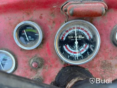 Traktor MASSEY FERGUSON 135 ALLM -1967 | DIESEL