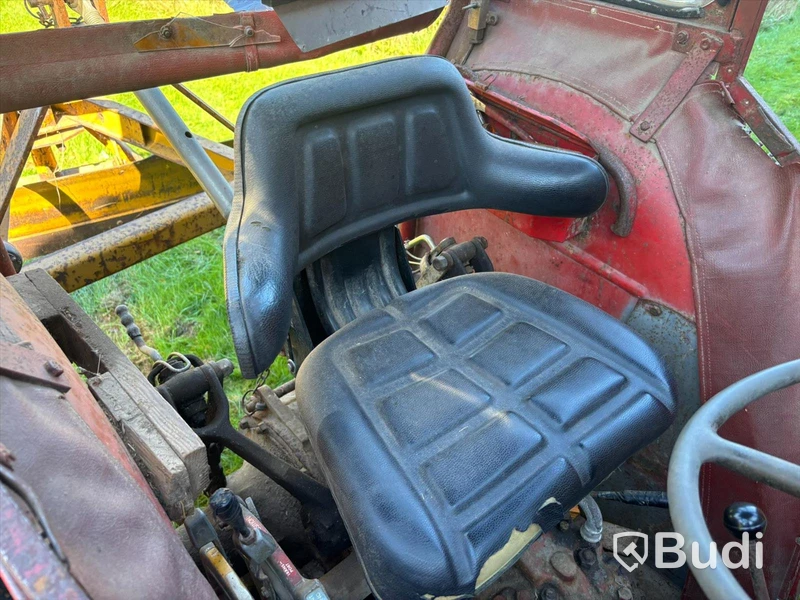 Traktor MASSEY FERGUSON 135 ALLM -1967 | DIESEL