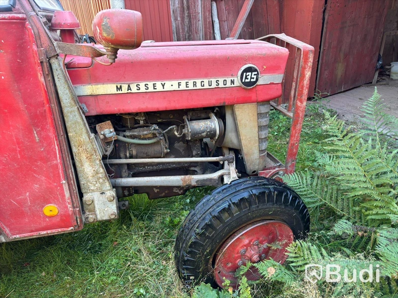 Traktor MASSEY FERGUSON 135 ALLM -1967 | DIESEL