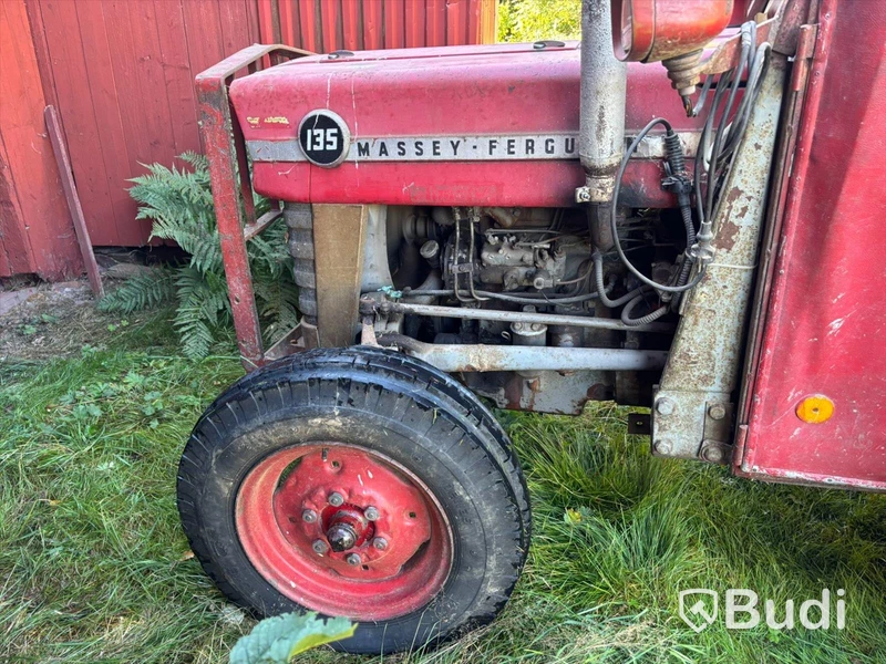 Traktor MASSEY FERGUSON 135 ALLM -1967 | DIESEL