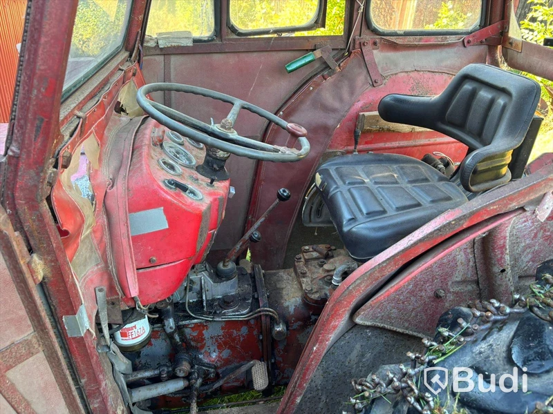 Traktor MASSEY FERGUSON 135 ALLM -1967 | DIESEL