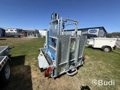2022 Genie GR20 mast lift with trailer