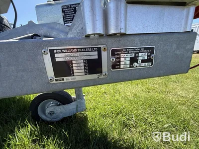 2022 Genie GR20 mast lift with trailer