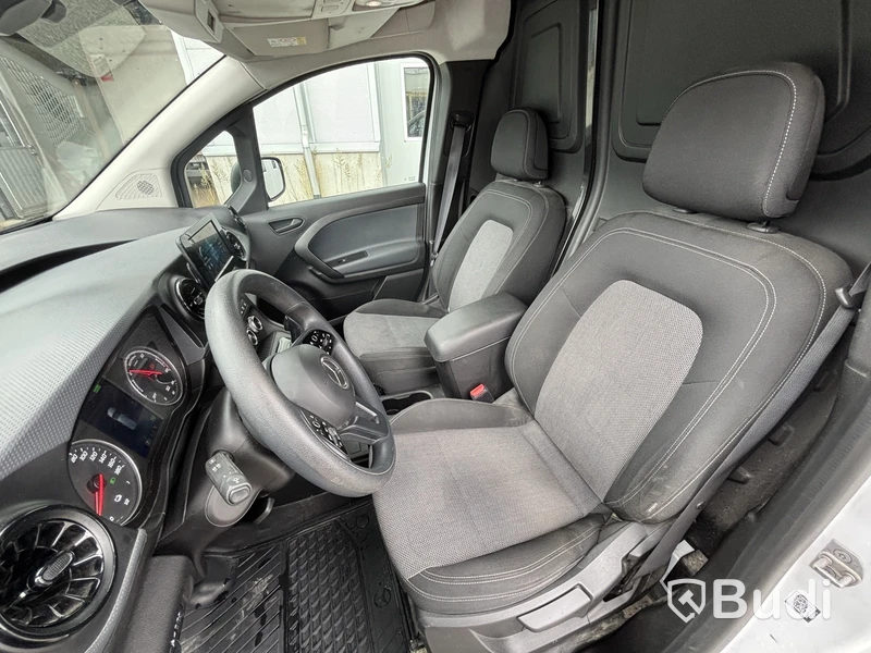 Panel van Mercedes-Benz eCitan -2023 | Electric van