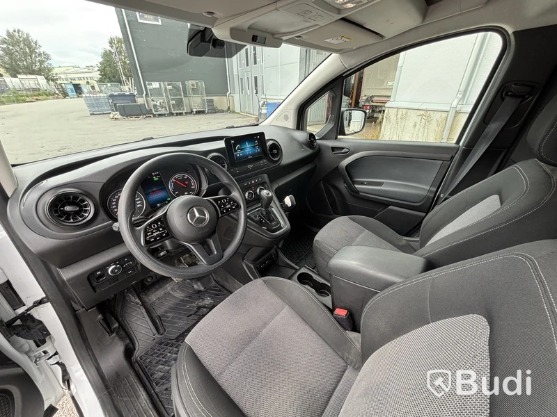 Panel van Mercedes-Benz eCitan -2023 | Electric van