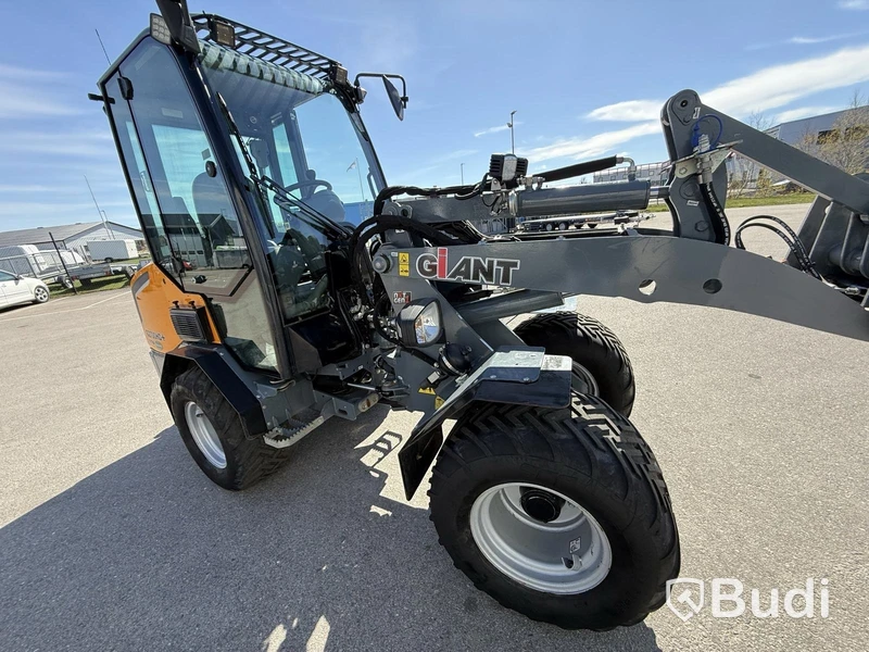 Wheel loader Giant G2700 X-Tra HD -2022 | Cab