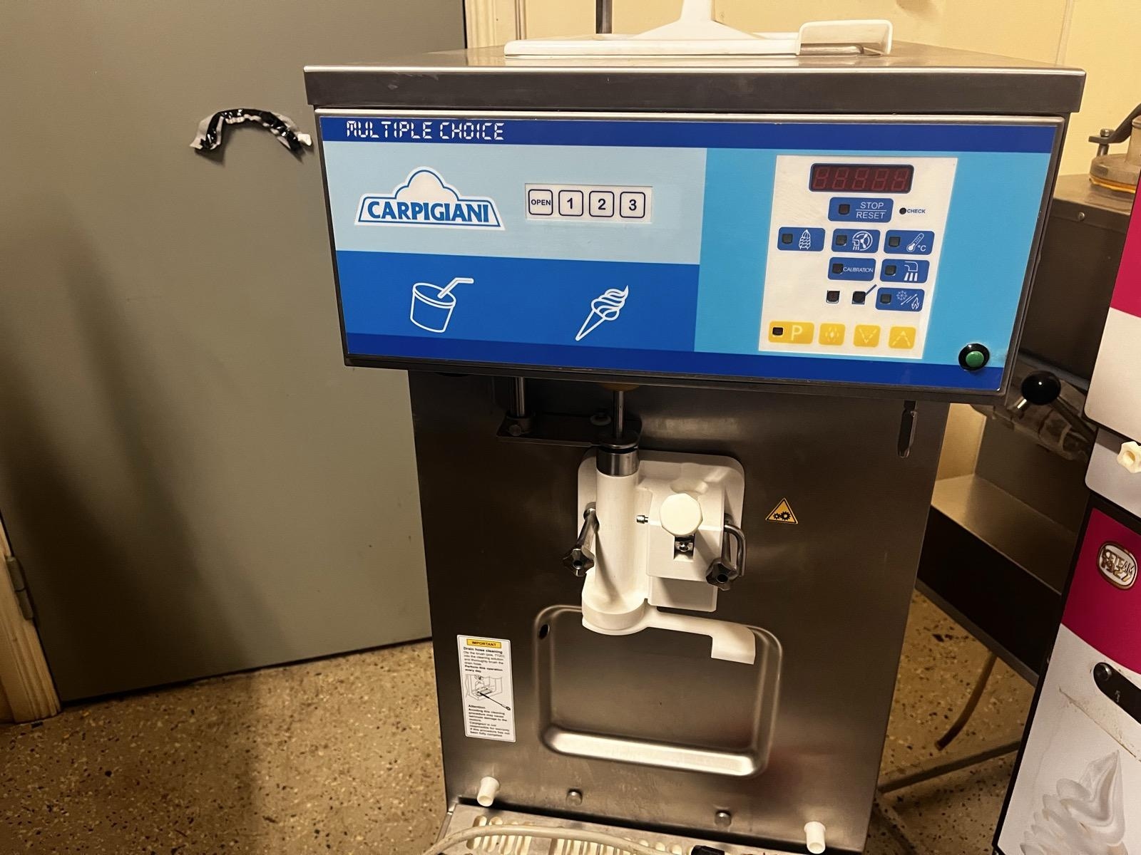 1 st. Carpigiani Multiple Choice DF – Mjukglass & Milkshakemaskin