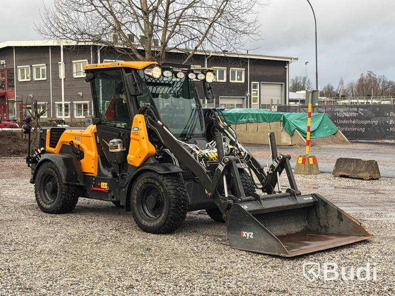 Redskapsbärare Wille 475 med planeringsskopa | 1007h | 2021