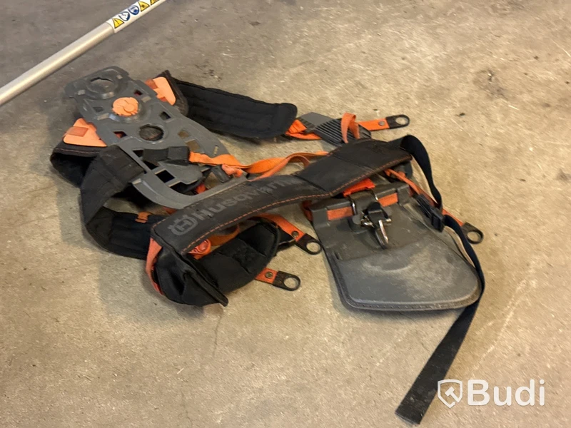 Kombimaskin Stihl KM 131 /R med sopvals | 2016