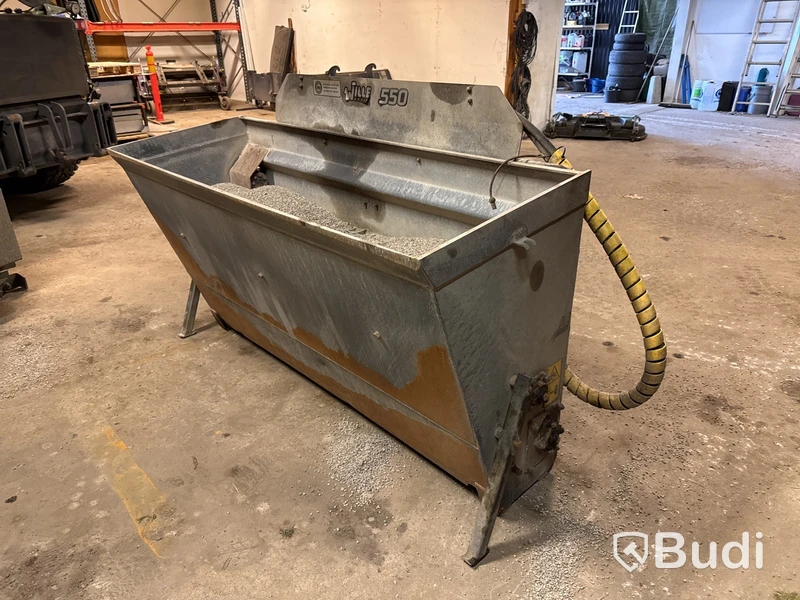 Hydraulisk sandspridare Wille 550 | 2016