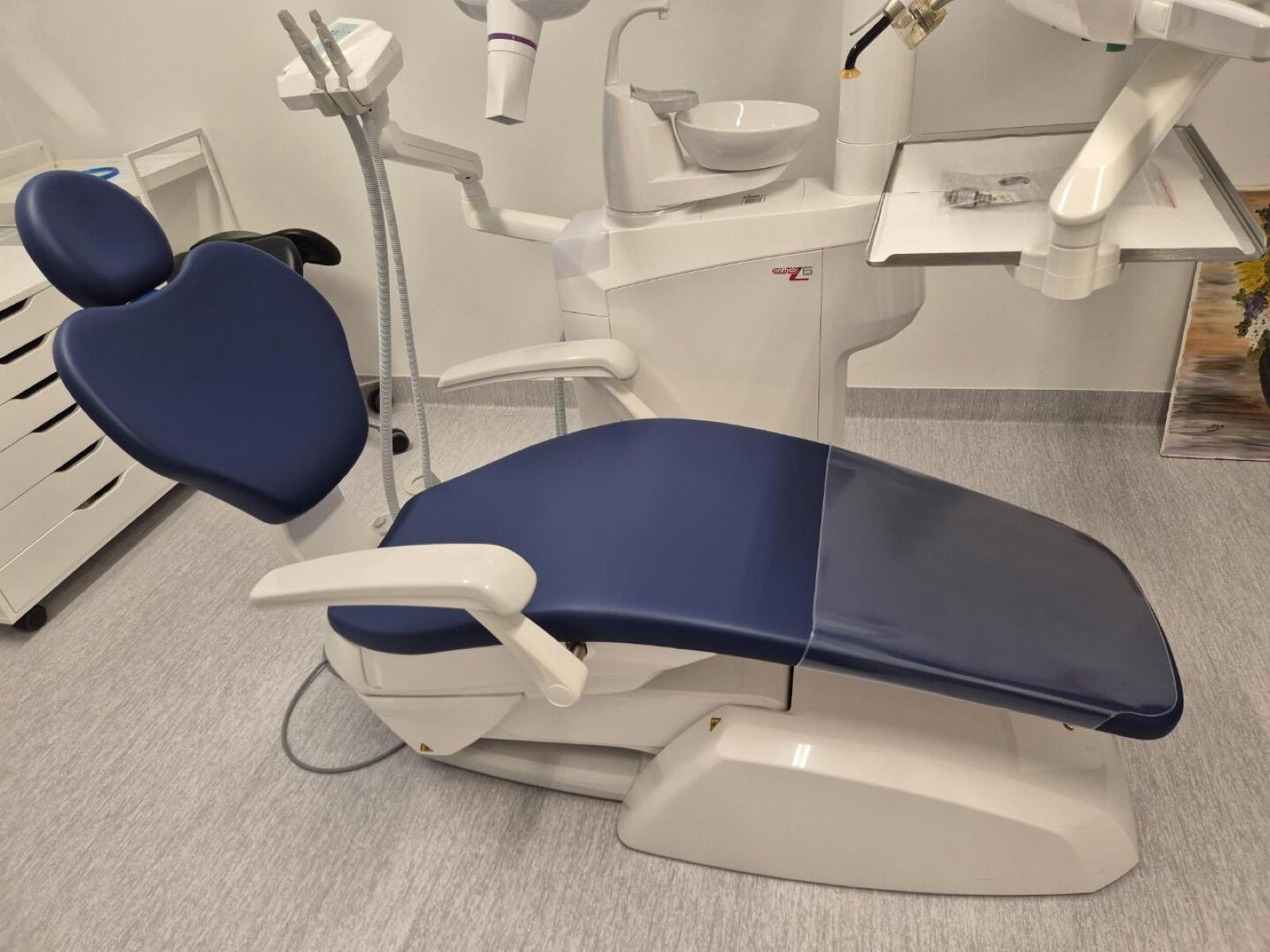 Tandläkarstol Anthos L6 med röntgen