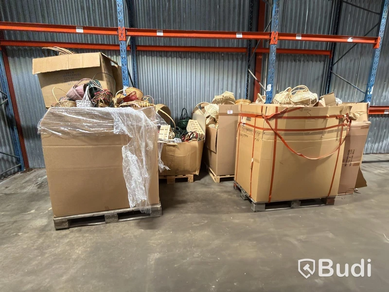 Baskets (large lot)
