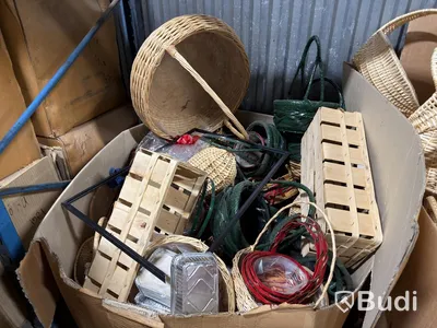 Baskets (large lot)