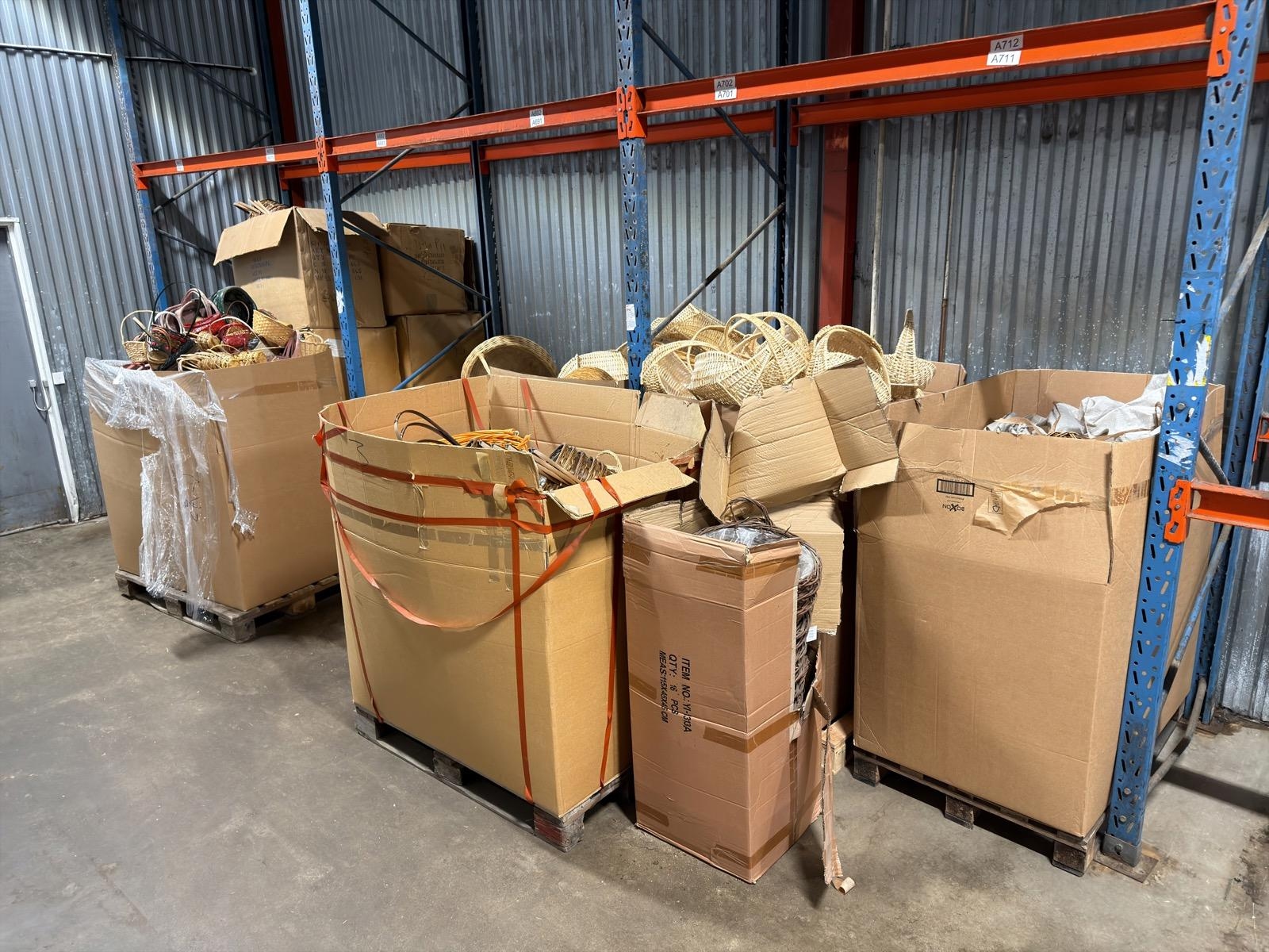 Baskets (large lot)