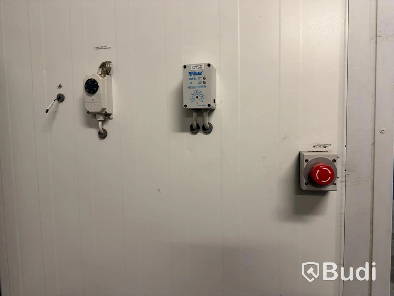 Walk-in freezer 6 x 6 m (large model)