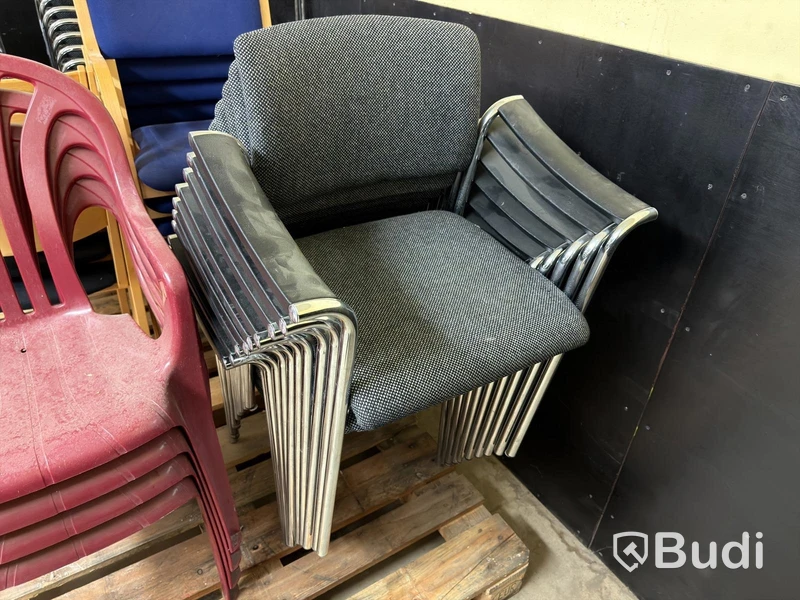 44 stackable chairs