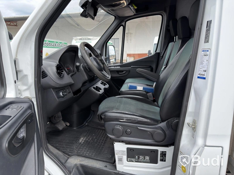 Refrigerated truck Mercedes-Benz Sprinter 316 CDI box body (163 hp) - 2019