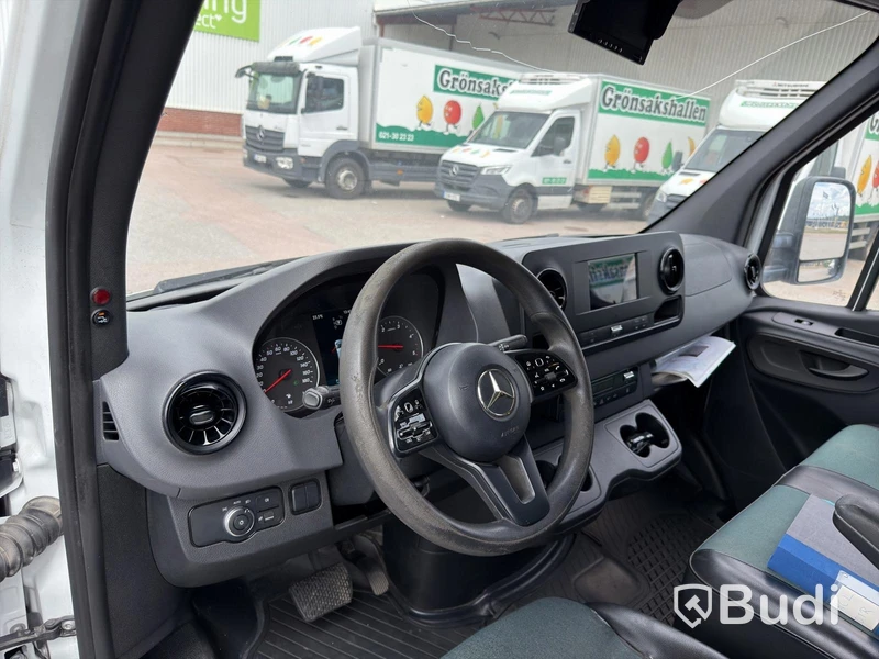 Refrigerated truck Mercedes-Benz Sprinter 316 CDI box body (163 hp) - 2019