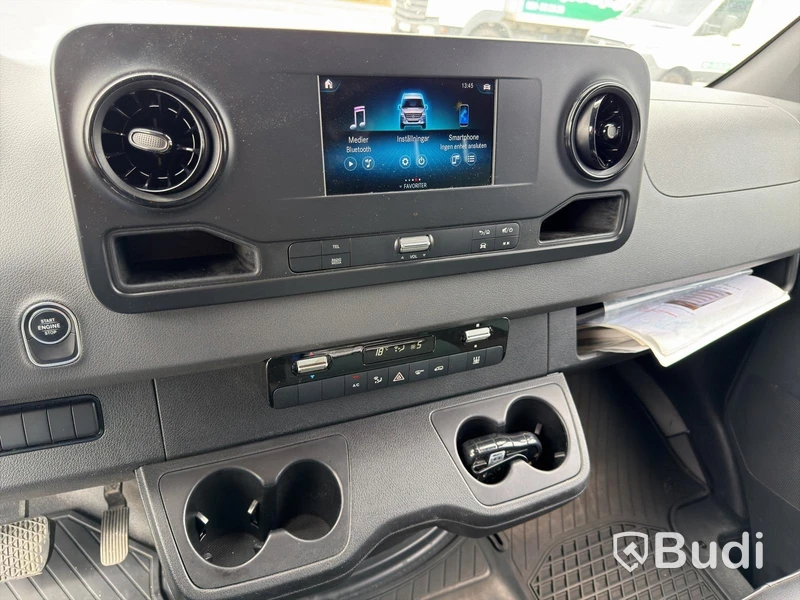 Refrigerated truck Mercedes-Benz Sprinter 316 CDI box body (163 hp) - 2019