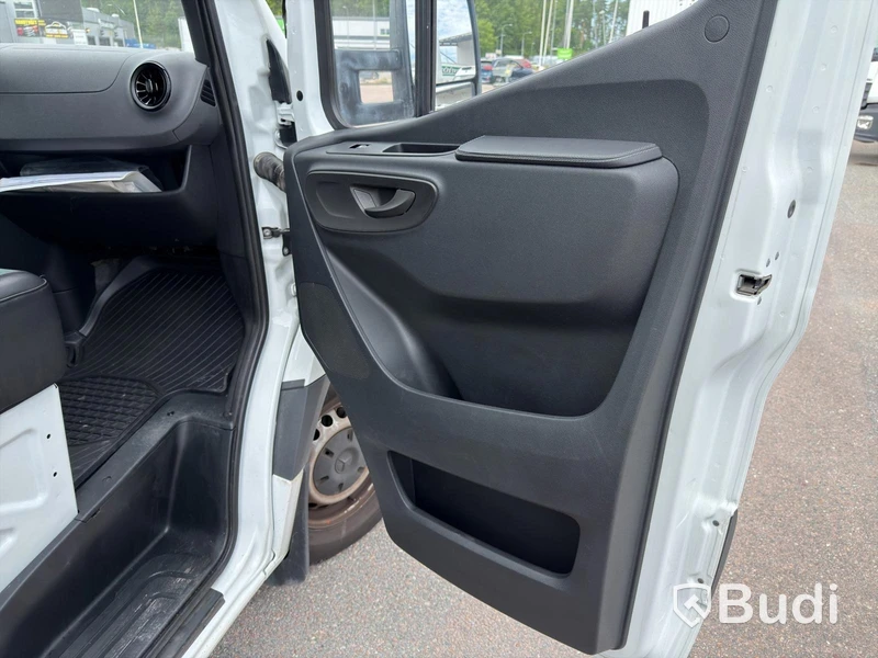 Refrigerated truck Mercedes-Benz Sprinter 316 CDI box body (163 hp) - 2019