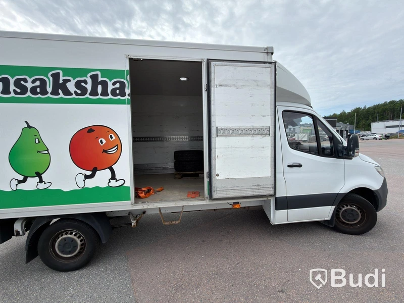 Refrigerated truck Mercedes-Benz Sprinter 316 CDI box body (163 hp) - 2019