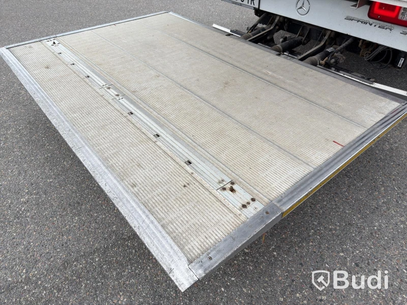 Refrigerated truck Mercedes-Benz Sprinter 316 CDI box body (163 hp) - 2019