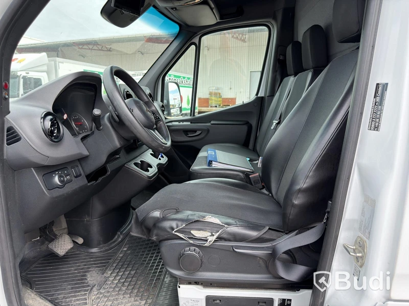 Refrigerated truck Mercedes-Benz Sprinter 516 CDI box body (163 hp) -2019