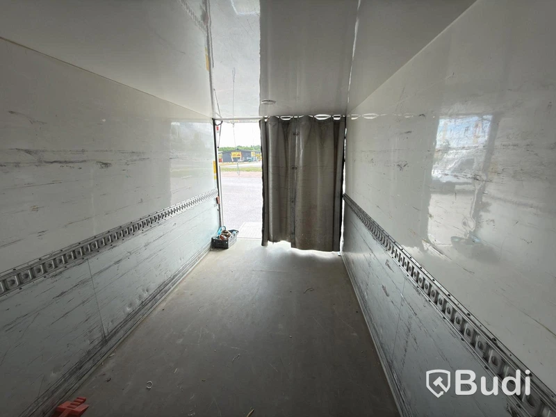 Refrigerated truck Mercedes-Benz Sprinter 316 CDI box body (163 hp) - 2018