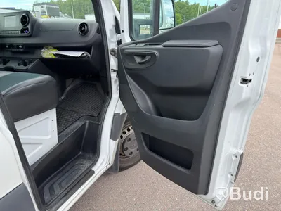 Refrigerated truck Mercedes-Benz Sprinter 516 CDI high-volume box body (163 hp) -2019