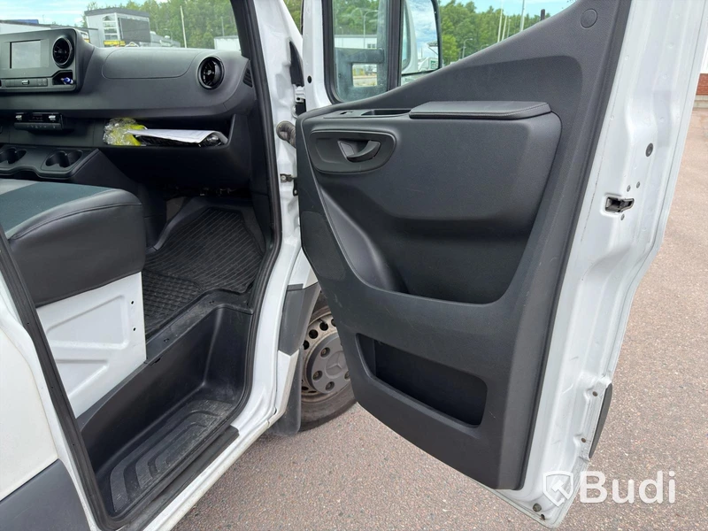 Refrigerated truck Mercedes-Benz Sprinter 516 CDI high-volume box body (163 hp) -2019