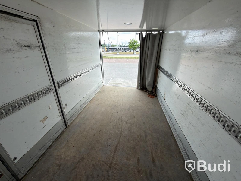Refrigerated truck Mercedes-Benz Sprinter 516 CDI high-volume box body (163 hp) -2019