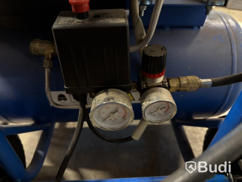 Biltema 30V-24 Compressor, 90 L
