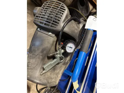 Biltema 30V-24 Compressor, 90 L