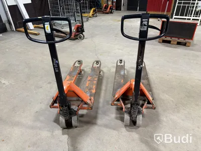 BT LHM230 pallet trucks, 2 pcs