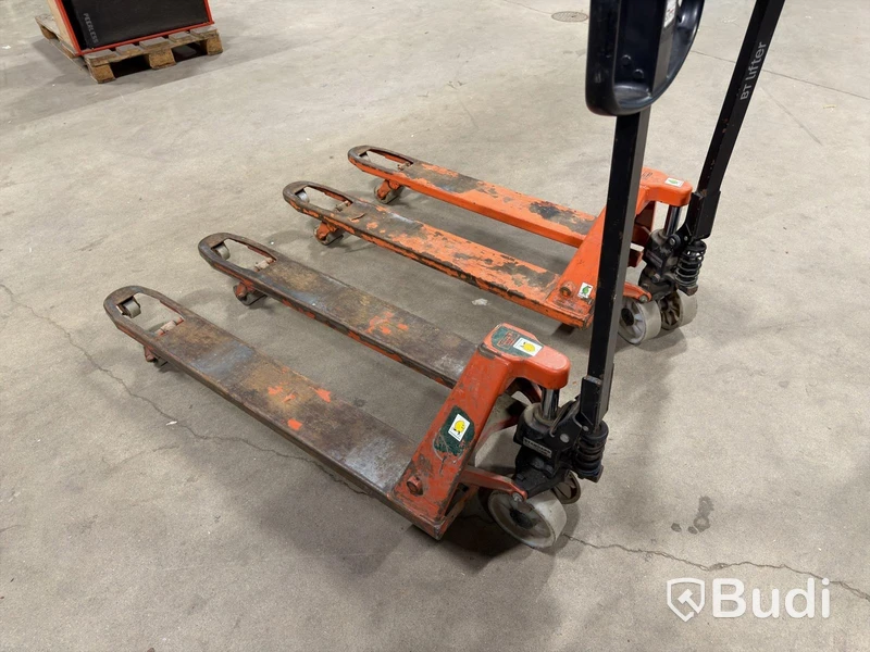 BT LHM230 Pallet Trucks, 2 pcs