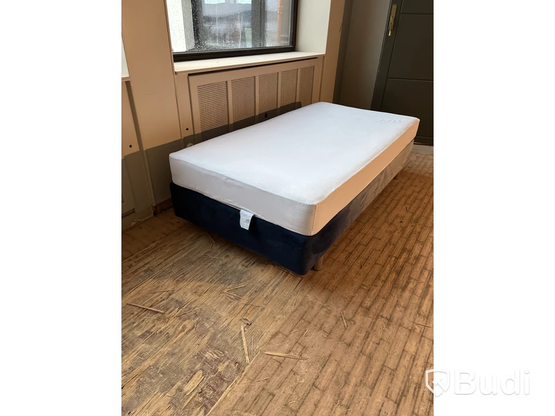 Säng Hypnos inkl. resårmadrass