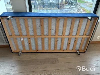 Säng inkl. resårbotten