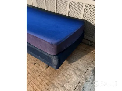 Säng inkl. resårmadrass