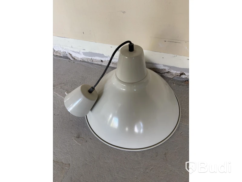 Lot of assorted lamps