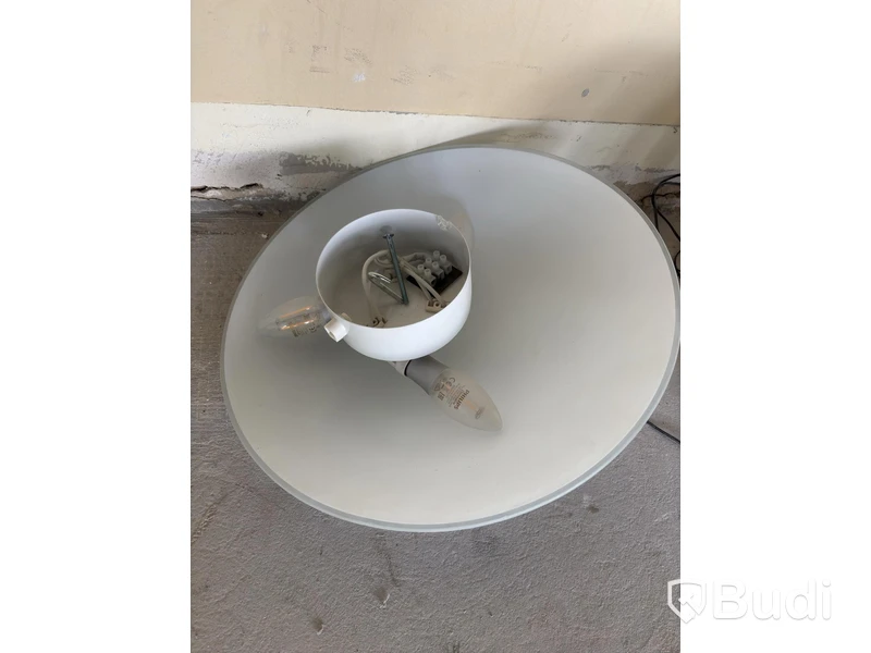 Lot of assorted lamps