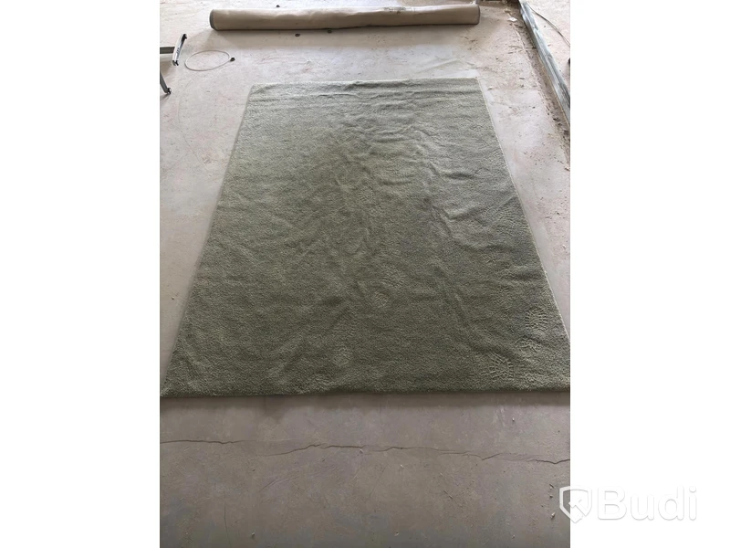 Green rug