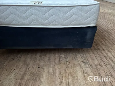 Säng inkl. resårbotten