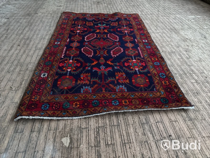 Orientalisk matta, handvävd