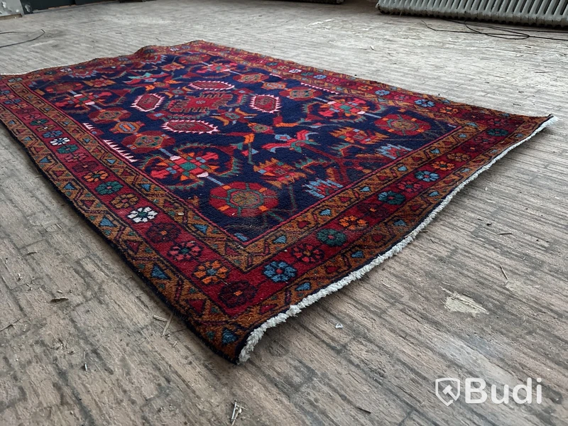 Orientalisk matta, handvävd