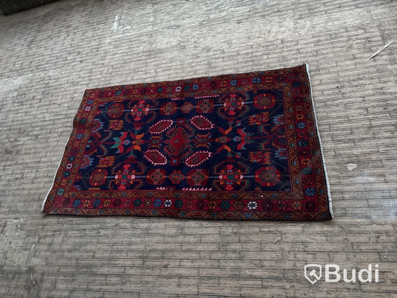 Orientalisk matta, handvävd